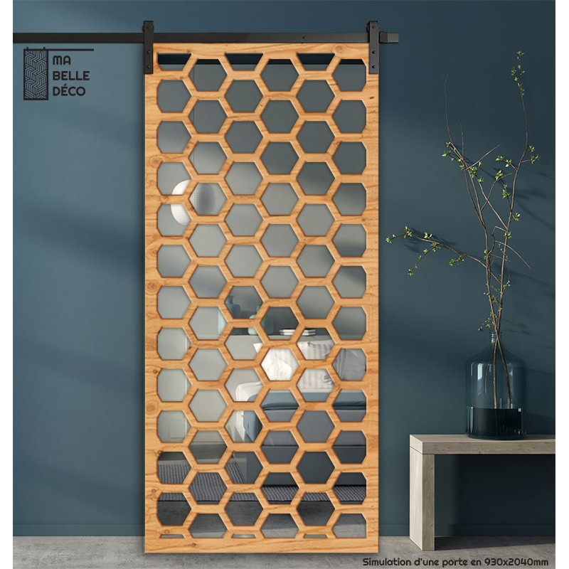 Porte Coulissante déco en Claustra motif nid d'abeille en bois
