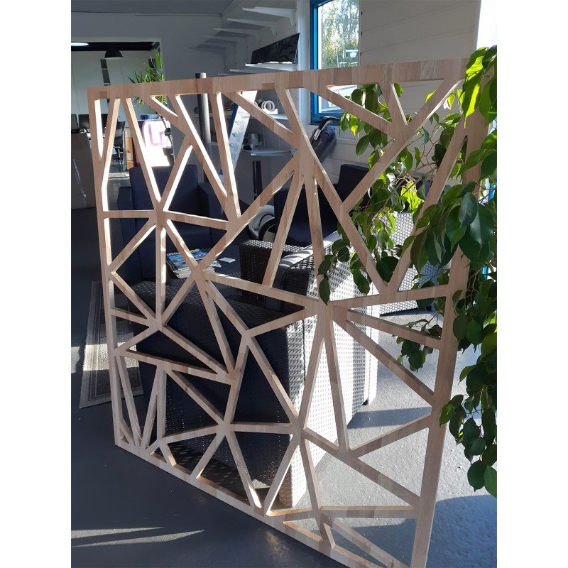 claustra triangle en gros plans hêtre massif