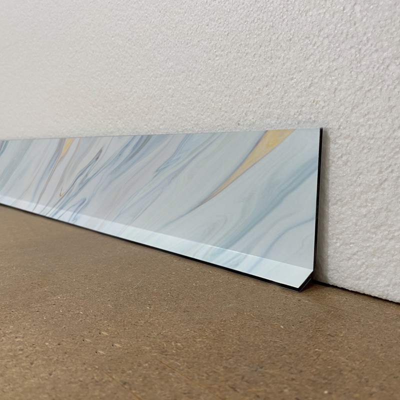 Plinthes de décoration de maison motif marbre coloré