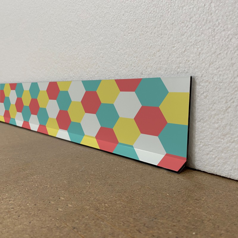 Plinthes de décoration de maison motif hexagones colorés