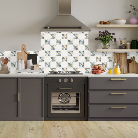 Crédence Cuisine Carrelage blanc et motifs floraux