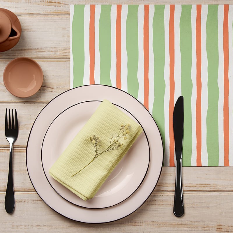 Set de table tendance été 2026 : une déco colorée et pleine de fraîcheur